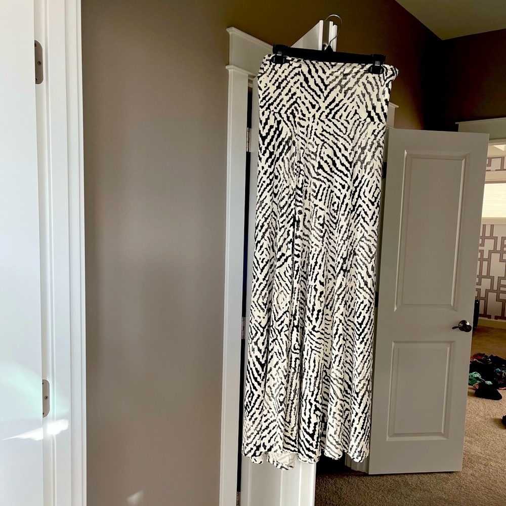 Maternity skirt